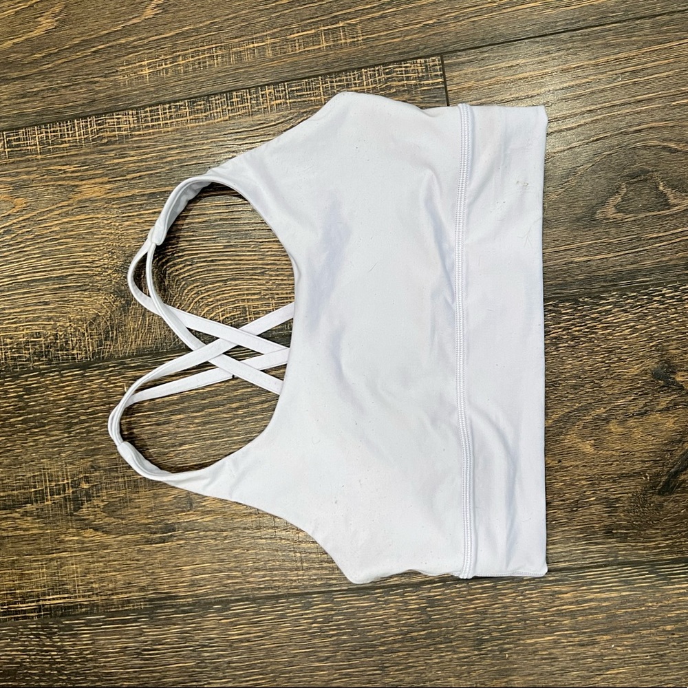 Lululemon sports bra